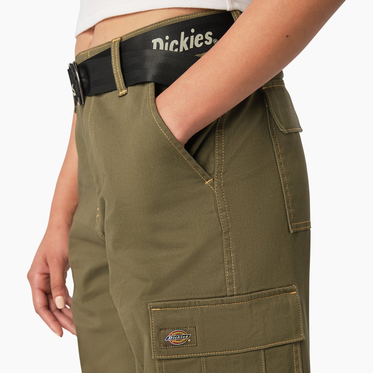 Women's Relaxed Fit Contrast Stitch Cropped Cargo Pants
