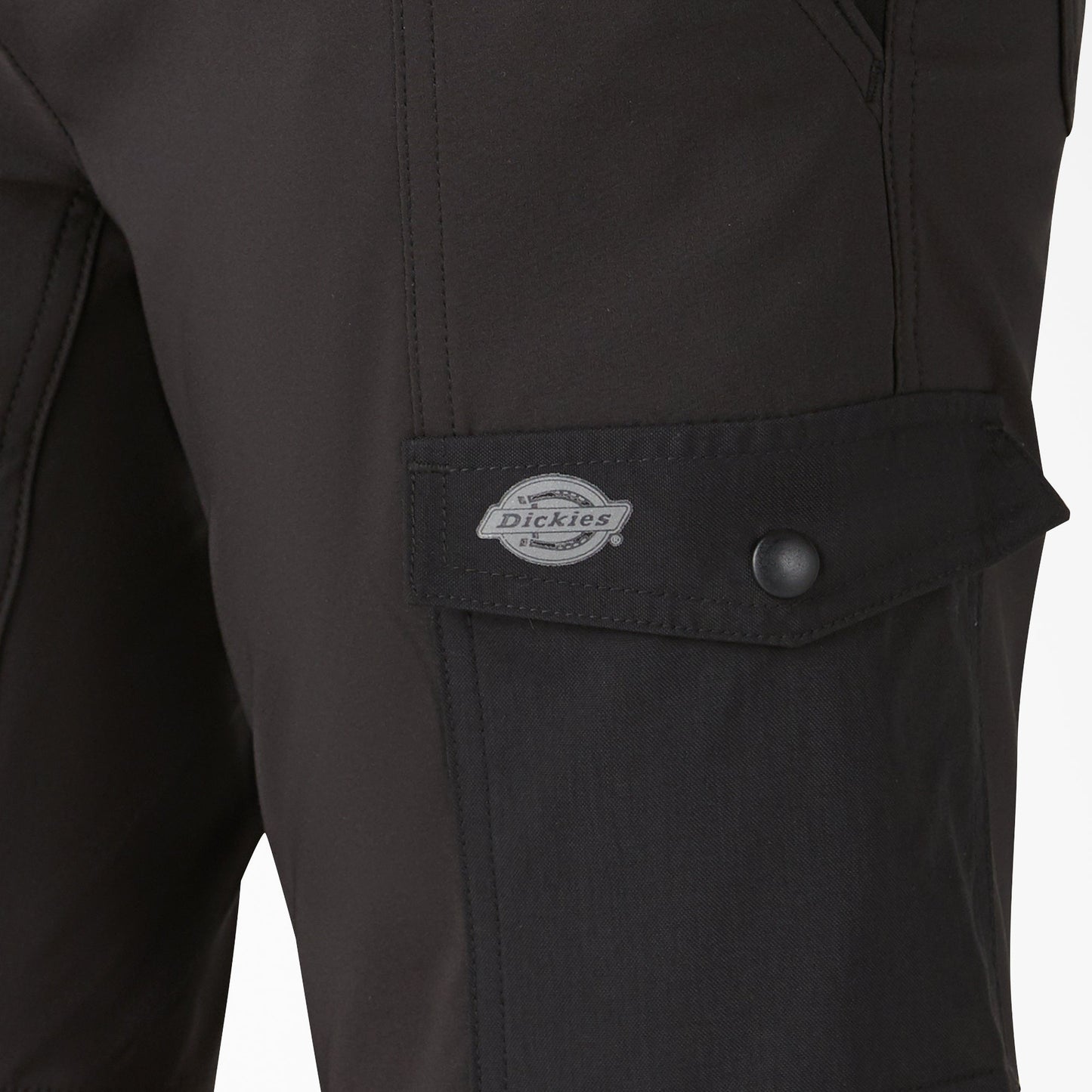 Women's Cooling Slim Fit Cargo Shorts, 10"